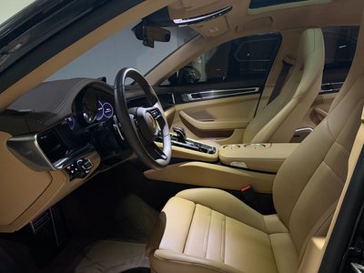 PORSCHE PANAMERA - 5