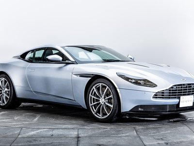 ASTON MARTIN DB11 - 7