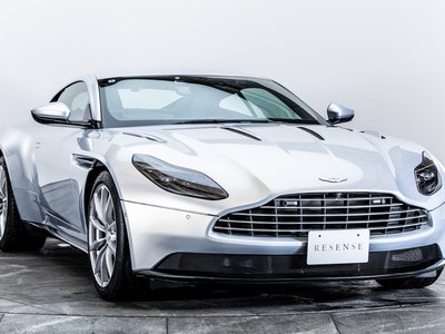 ASTON MARTIN DB11 - 6