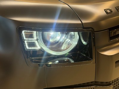 LAND ROVER DEFENDER - 5