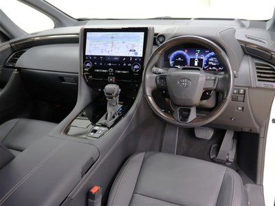 2024 Toyota ALPHARD — фото 5