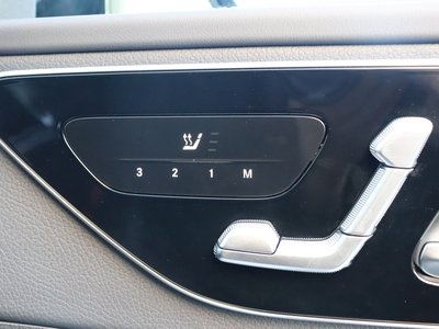 2025 MERCEDES-BENZ C-CLASS 缩略图 33