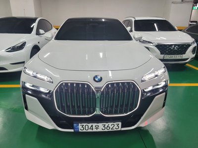 BMW 7 SERIES