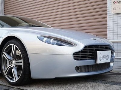 ASTON MARTIN V8 VANTAGE N400 - 6