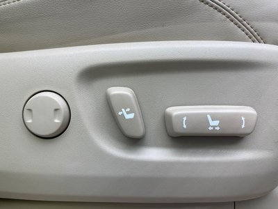 TOYOTA LAND CRUISER PRADO - 8