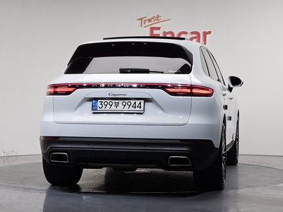 PORSCHE CAYENNE - 4