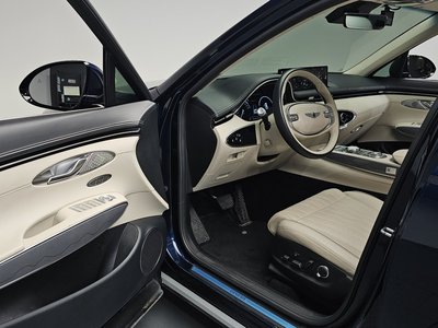 2021 Genesis GV70 photo 10