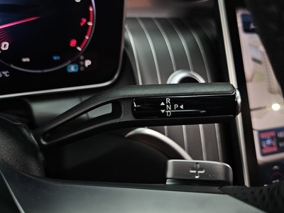 MERCEDES-BENZ GLC - 9