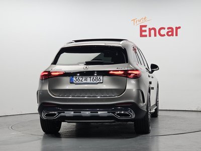 MERCEDES-BENZ GLC - 4