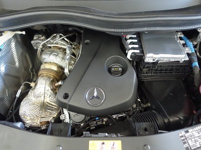 MERCEDES-BENZ V-CLASS - 10