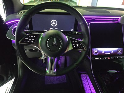 2023 Mercedes-BENZ EQE photo 8