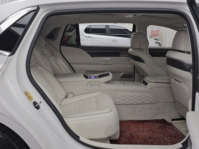 2022 Genesis G90 (RS4) — миниатюра 18