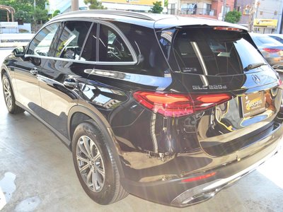 MERCEDES-BENZ GLC - 7