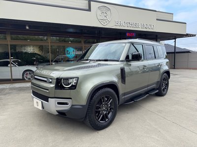 LAND ROVER DEFENDER - 1