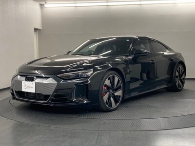 AUDI E-TRON GT QUATTRO