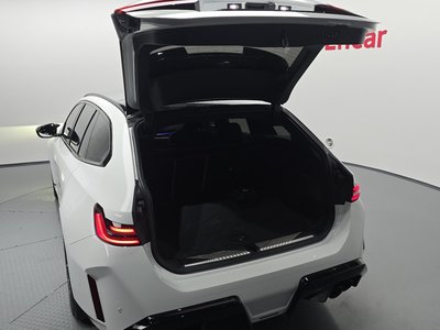 2025 BMW M5 — миниатюра 36