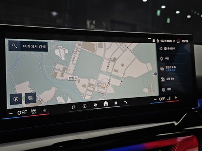 2025 BMW M5 — миниатюра 20
