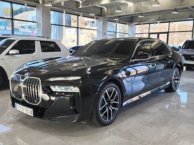 BMW 7 SERIES - 1