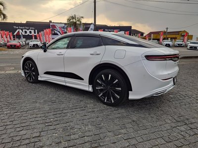 TOYOTA CROWN CROSSOVER - 7