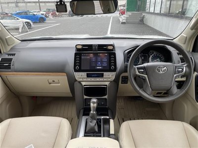 TOYOTA LAND CRUISER - 5