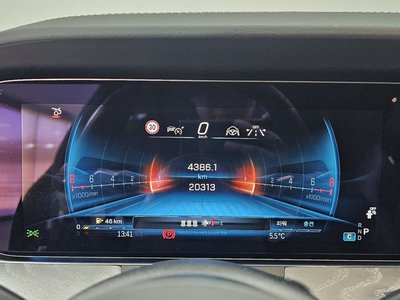 MERCEDES-BENZ GT AMG - 8