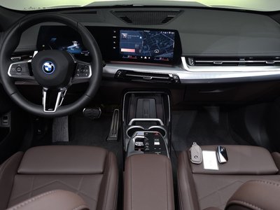 BMW IX1 - 5