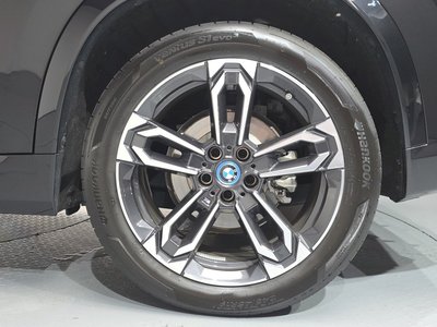 BMW IX1 - 8