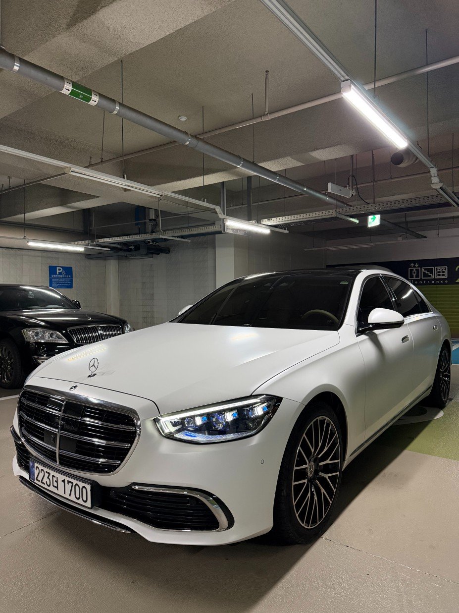 MERCEDES-BENZ S-CLASS - View 1