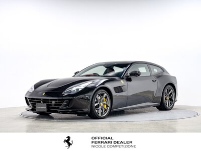 FERRARI GTC4 LUSSO