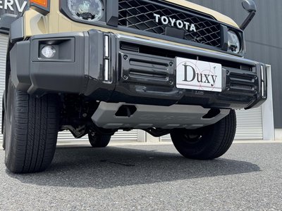 TOYOTA LAND CRUISER 70 - 3