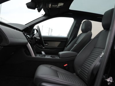 2024 LAND Rover DISCOVERY SPORT photo 9