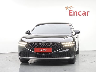 صورة 2 لـ 2022 Genesis G90 (RS4)