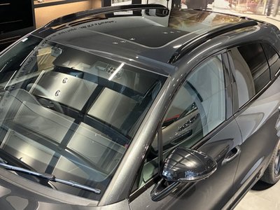 2026 Porsche MACAN thumbnail 15