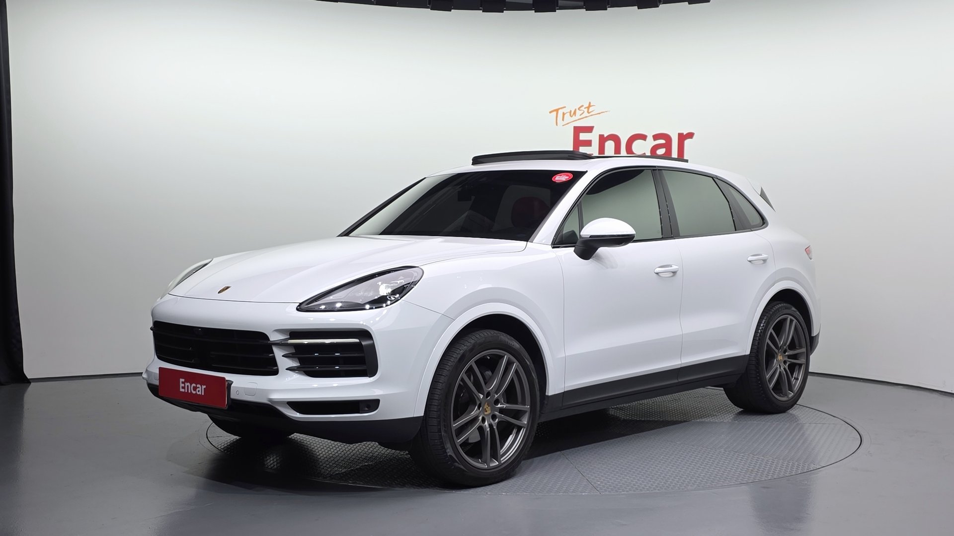 PORSCHE CAYENNE - View 1