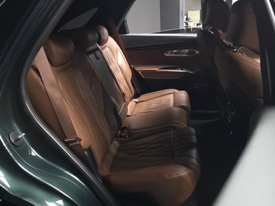 صورة مصغرة 18 لـ 2023 Genesis GV70