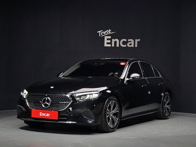 MERCEDES-BENZ E-CLASS - 1