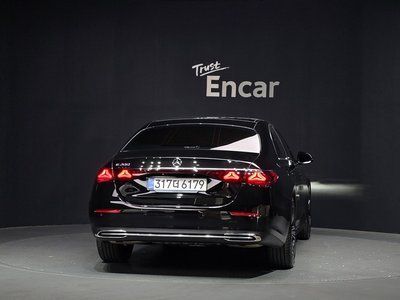 MERCEDES-BENZ E-CLASS - 3