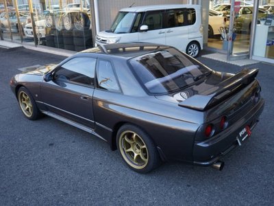 NISSAN SKYLINE GT-R - 4