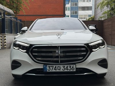 MERCEDES-BENZ E-CLASS - 1