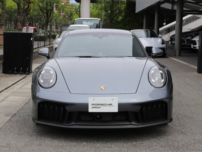 PORSCHE 911 - 4