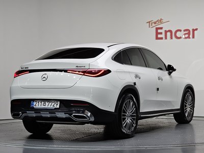 صورة 4 لـ 2025 Mercedes-BENZ GLC