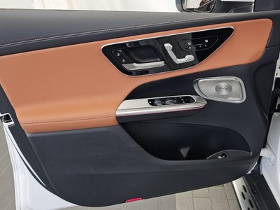 2025 Mercedes-BENZ GLC 缩略图 14