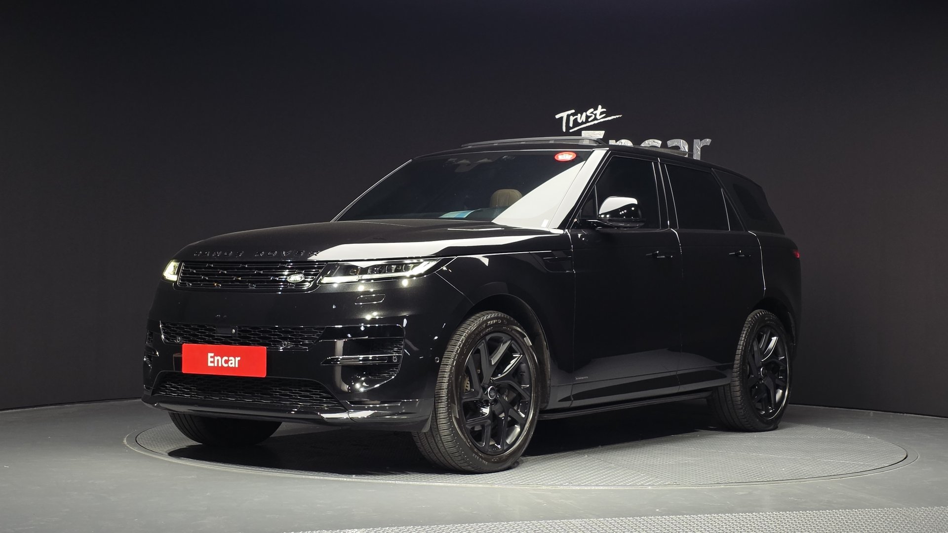 LAND ROVER RANGE ROVER SPORT - View 1