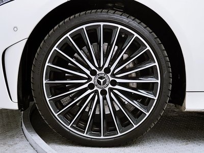 MERCEDES-BENZ CLS - 6