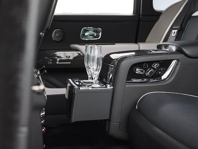 2025 ROLLS-ROYCE CULLINAN — миниатюра 40