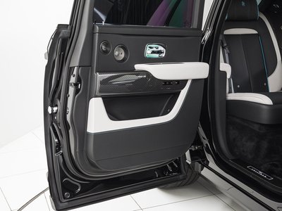 2025 ROLLS-ROYCE CULLINAN — миниатюра 34
