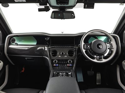 2025 ROLLS-ROYCE CULLINAN — миниатюра 17