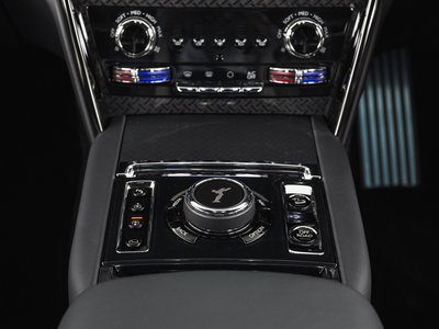 2025 ROLLS-ROYCE CULLINAN — миниатюра 21