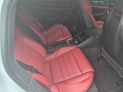صورة 8 لـ 2025 Porsche PANAMERA