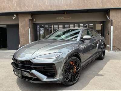 LAMBORGHINI URUS - 1